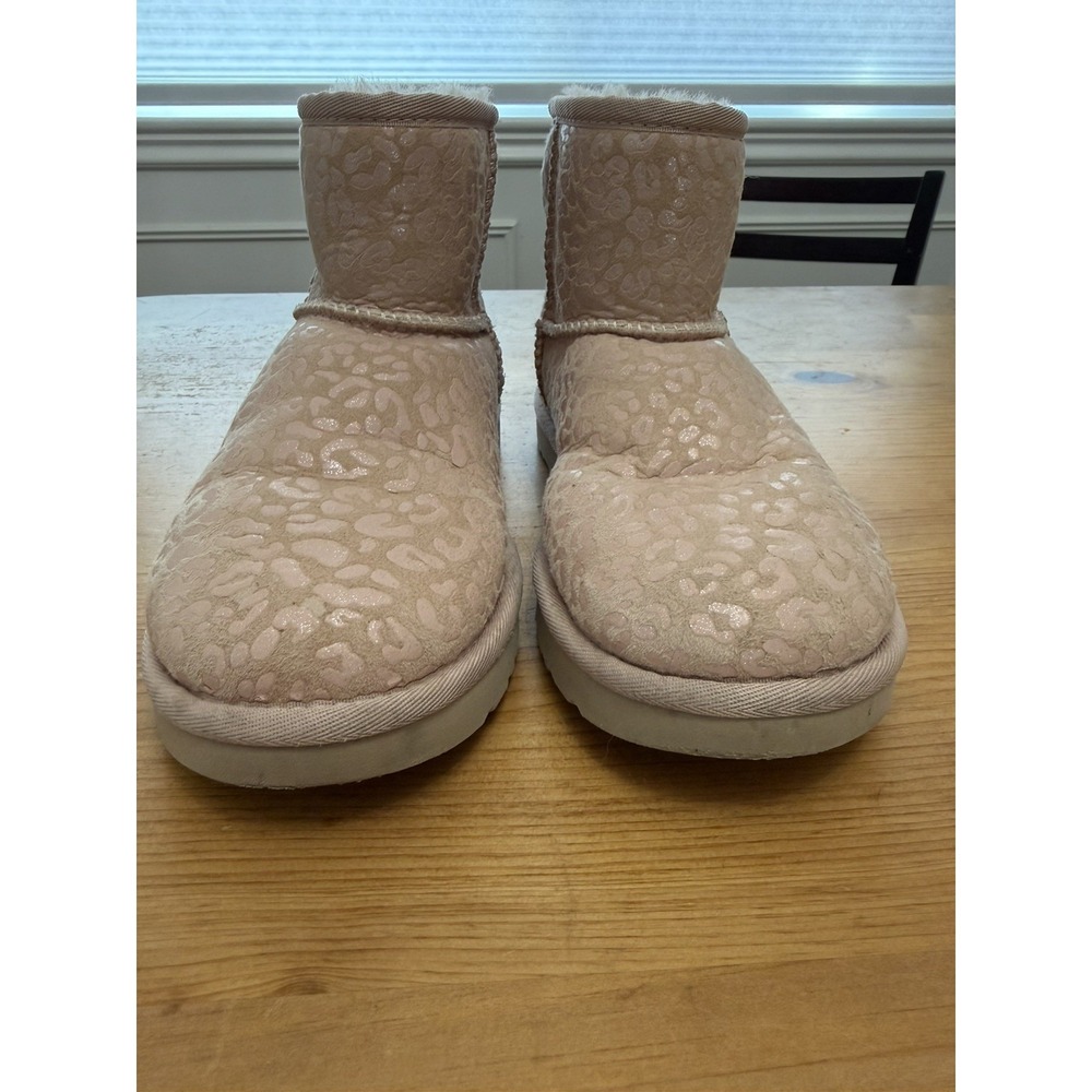 Ugg Pink Classic Mini Snow Leopard Size 7 US - Picture 2 of 8